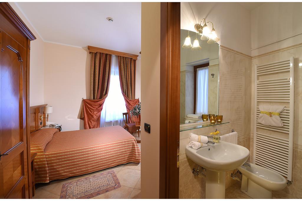 Hotel Acqui & Centro Benessere Акви Терме Номер фото
